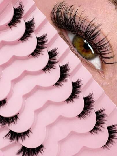 Fox-Eye Wispy Eyelashes