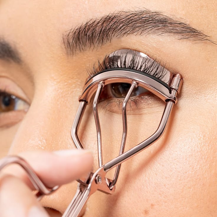 Eyelash Curler