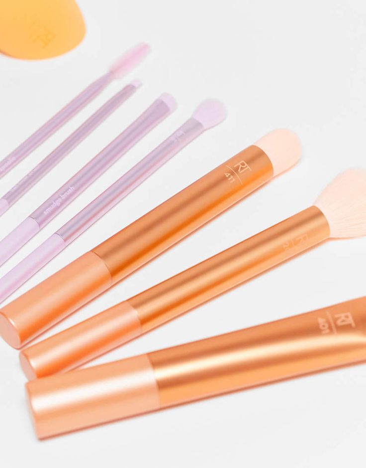 Real Techniques Level Up Brush and Sponge Set - Image 2